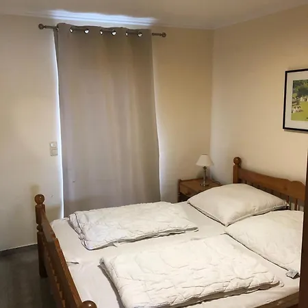 Haus-koralle-wohnung-rechts Apartment *
